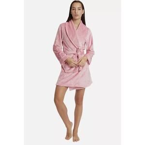 Juicy Couture Light Pink Embossed Logo Belted Plush Robe Size S/M NWT